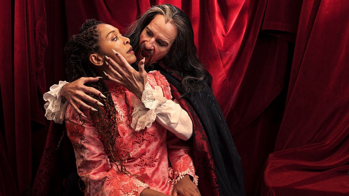 DRACULA to Open at TheatreWorks Silicon Valley With Halloween Events