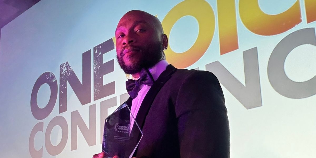Dandrell Scott Wins 'Male Voiceover Artist Of The Year' at One Voice Awards USA