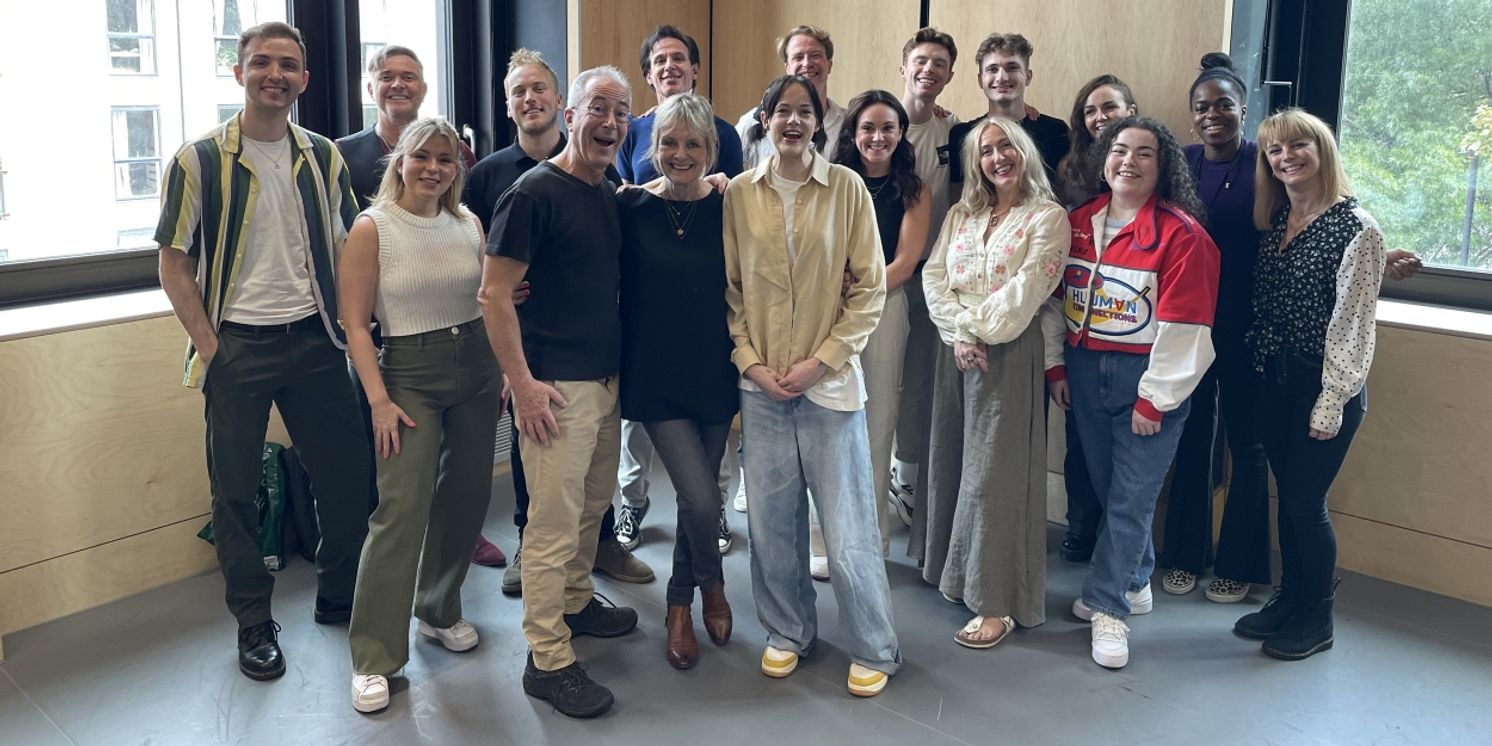 Darren Day, Hannah-Jane Fox & More Complete the Cast of CLOSE UP - THE TWIGGY MUSICAL  Image