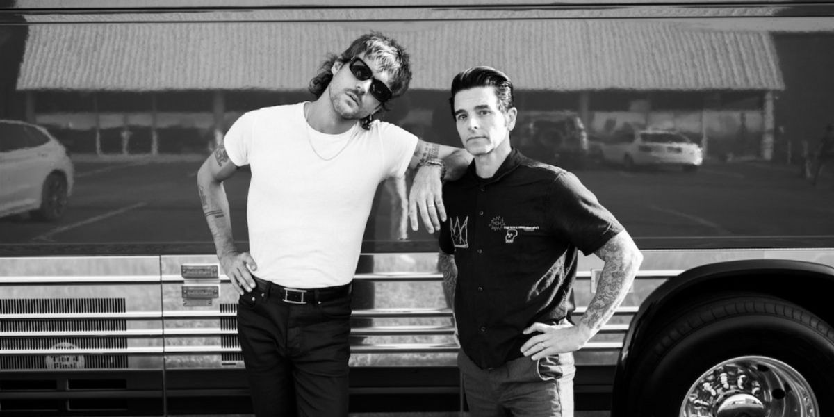 Dashboard Confessional and BOYS LIKE GIRLS Team Up for 'Watch the Fire'