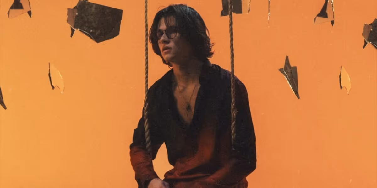 David Kushner Shares New Fan-Favorite Single 'Breathe In, Breathe Out'