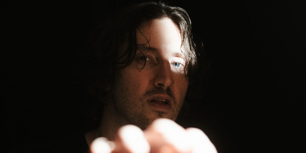 Dean Lewis Releases New Single 'With You'
