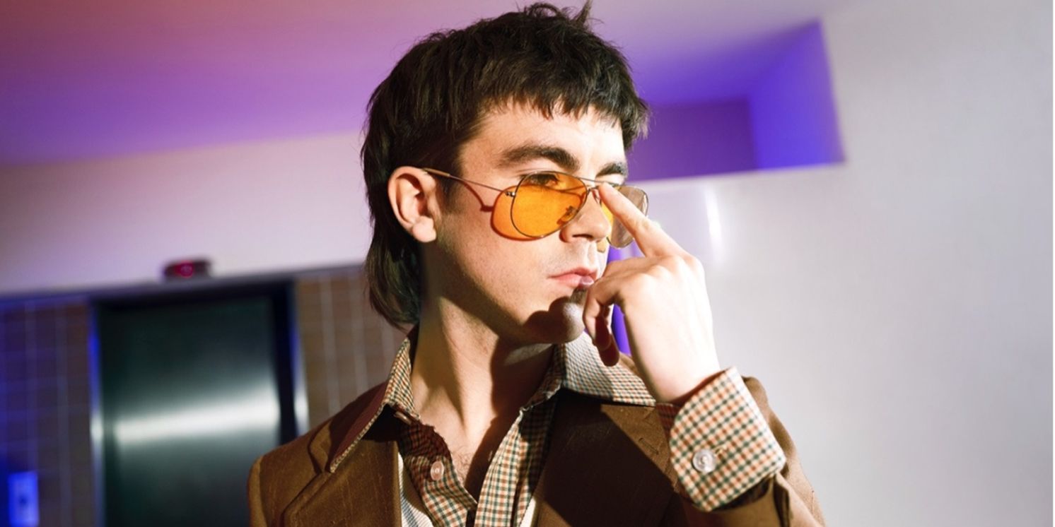 Declan Mckenna Shares New Track 'Mulholland's Dinner And Wine'  Image