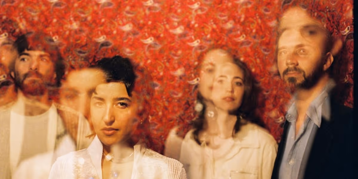 Derya Yıldırım & Grup Şimşek Share New Single 'Hop Bico'