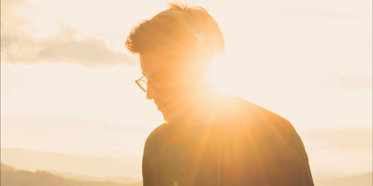 Deviu Returns To Purified Records With 'Snow' Ft. Mira Nait