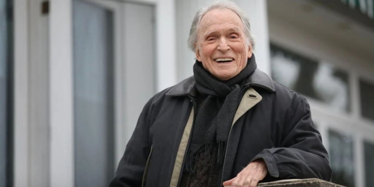 Dick Cavett to Lend His Voice to GENE & GILDA Off-Broadway