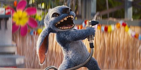 Disney’s LILO & STITCH to Stream on Disney+ in September Photo