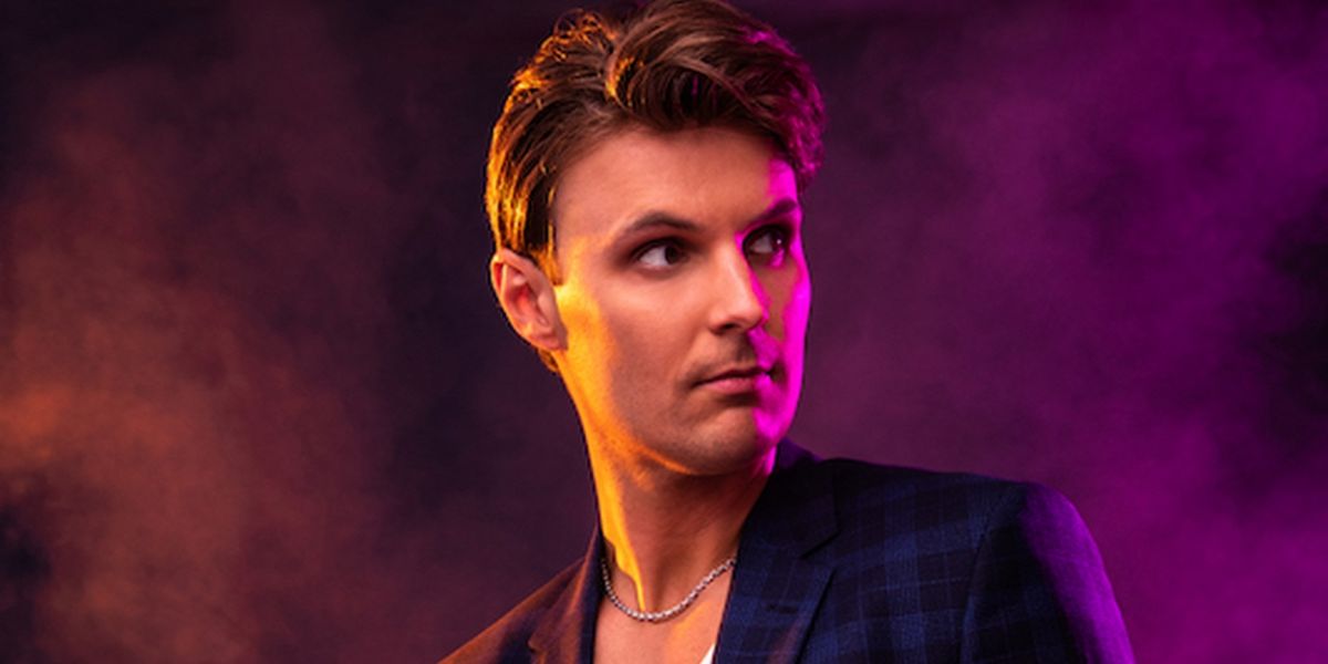 Dom Scott To Release Debut Solo Single 'Wait A Minute'