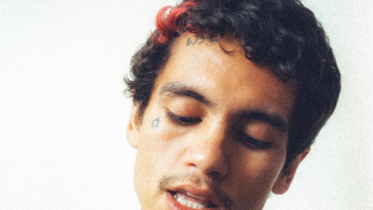 Dominic Fike Releases 'Pangea' From Album 'How To Quit Smoking'