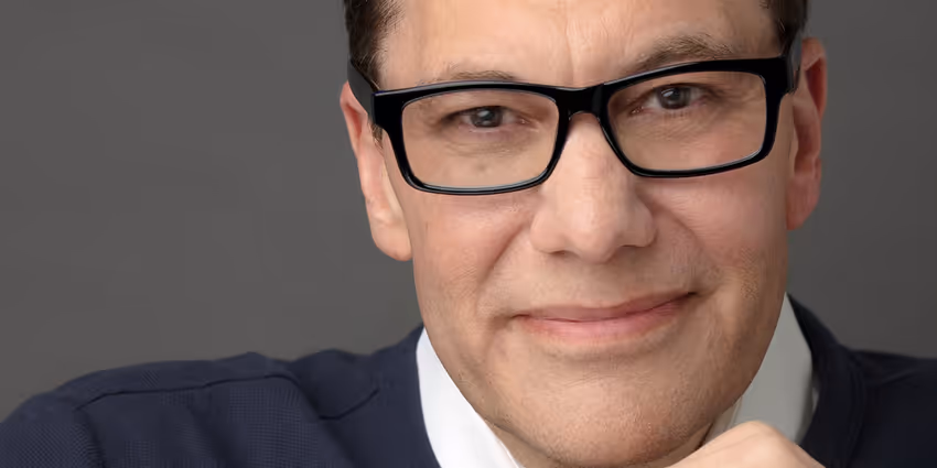 Douglas Love-Ramos Appointed as Chief Arts Education Officer at Straz Center Photo