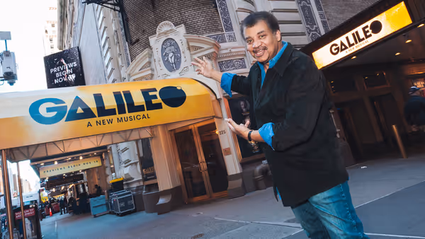 Photos: Dr. Neil deGrasse Tyson Surprises GALILEO Cast Photo
