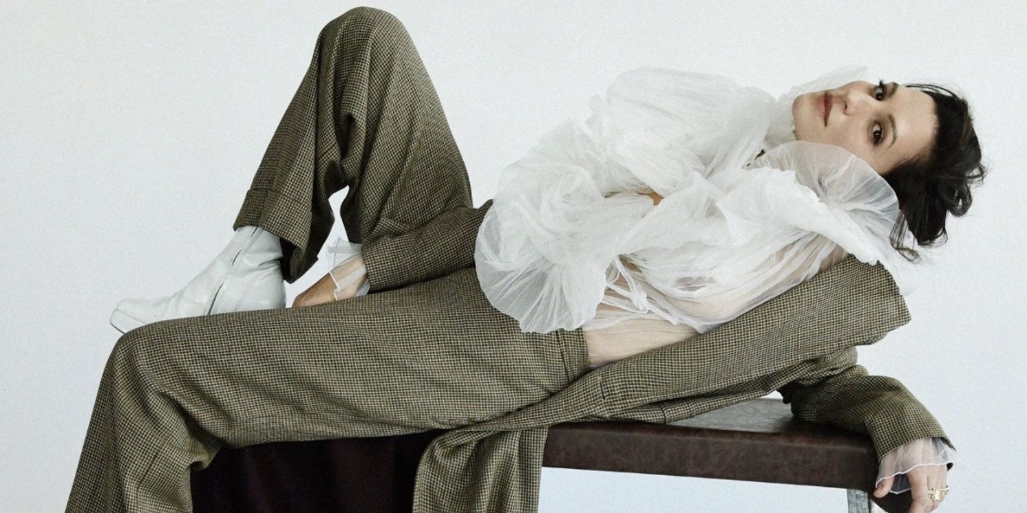 Dragonette Returns With New Deluxe Version of 'Twennies' Album  Image