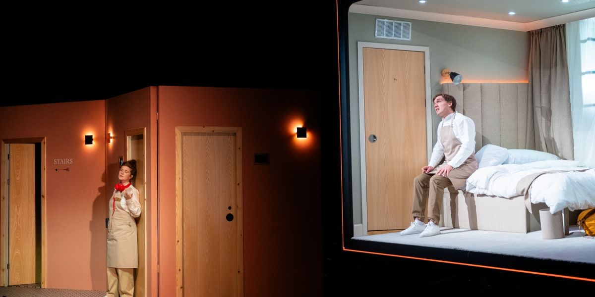 EDINBURGH 2023: Review: THE GRAND OLD OPERA HOUSE HOTEL, Traverse Theatre
