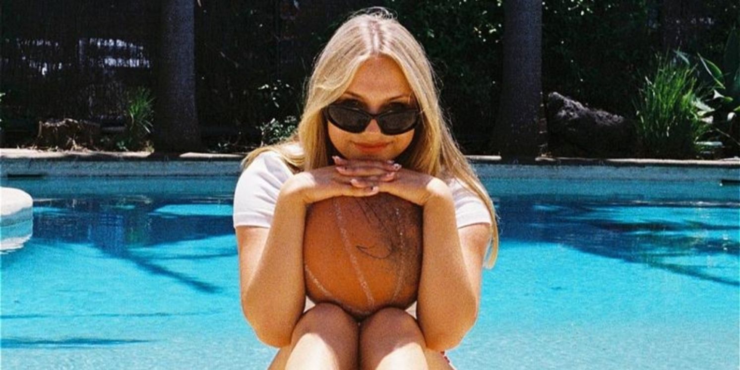 EDINBURGH 2025: Review: JODIE SLOAN: IS SHE HOT? Pleasance Courtyard  Image