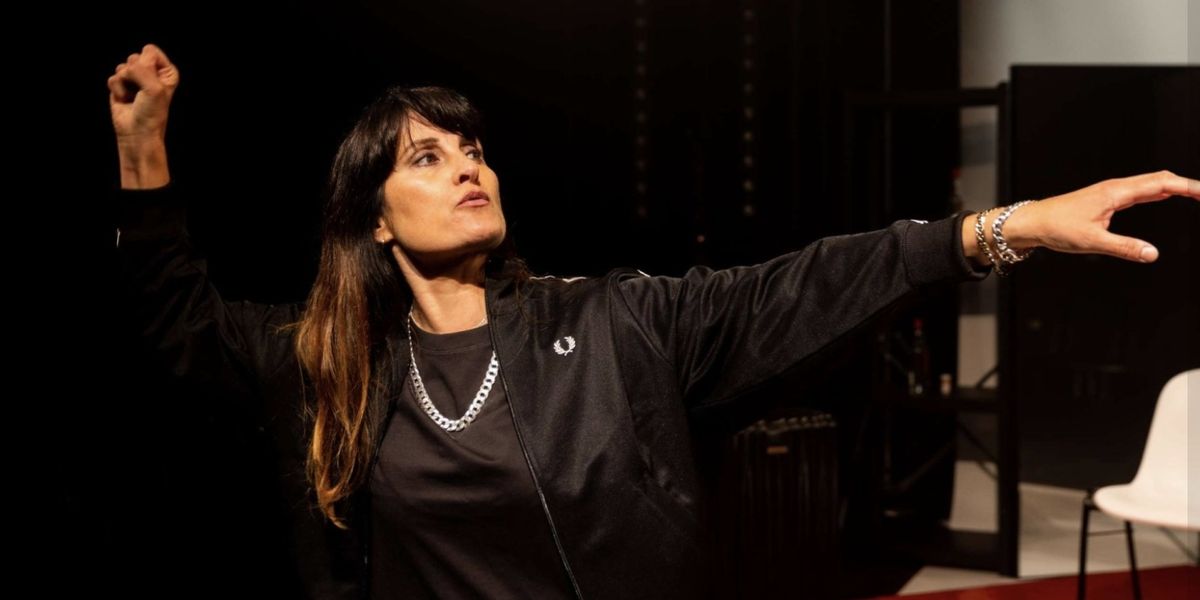 EDINBURGH 2025: Review: STANDING IN THE SHADOWS OF GIANTS, Traverse Theatre