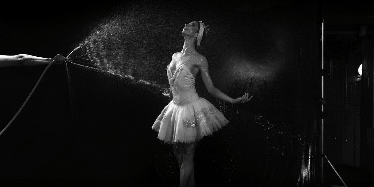 EL LAGO DE LOS CISNES Comes to Teatro Colón