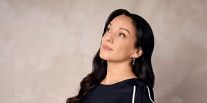 ENTREVISTA: Ruth Iniesta y la vigencia de JUGAR CON FUEGO en el Madrid contemporáneo