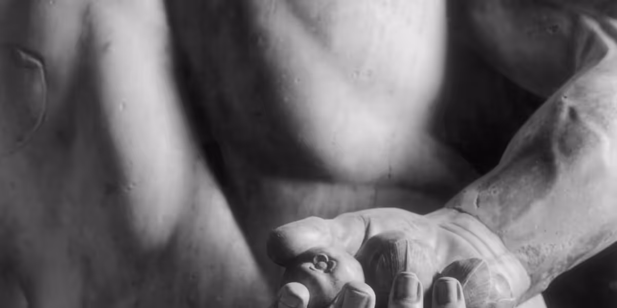 ERCOLE AMANTE is Now Playing in Paris