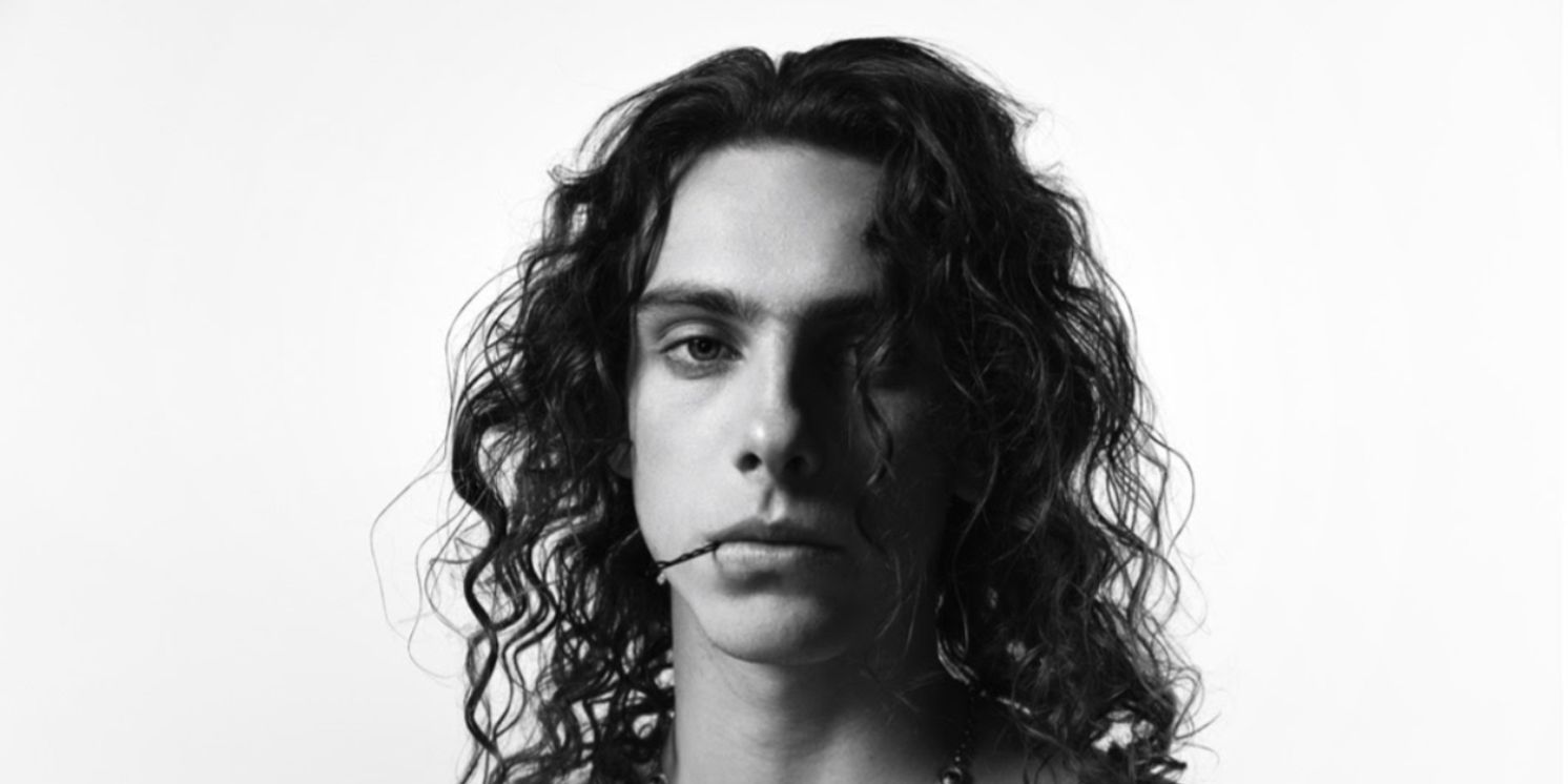 Eddie Benjamin To Join Shawn Mendes on Tour This Fall  Image