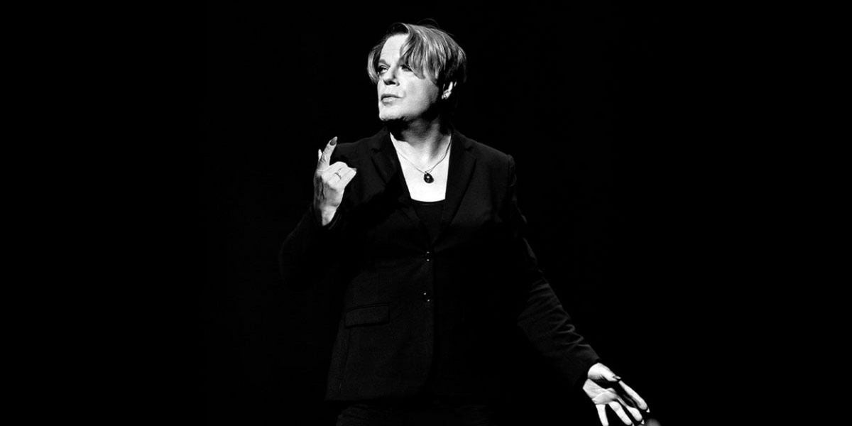 Eddie Izzard Brings HAMLET to Chicago Next Month