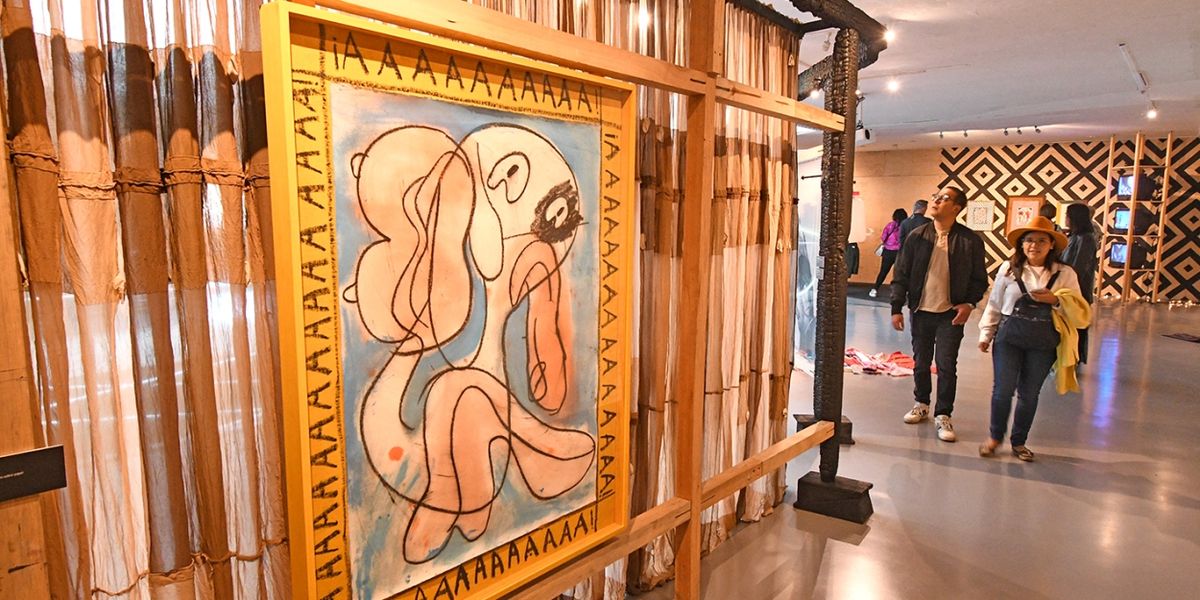 El Museo De Arte Carrillo Gil Abre Al Público Fuego Amigo, De Pia Camil, Y Embalsamada Con Picante, De Nicole Chaput