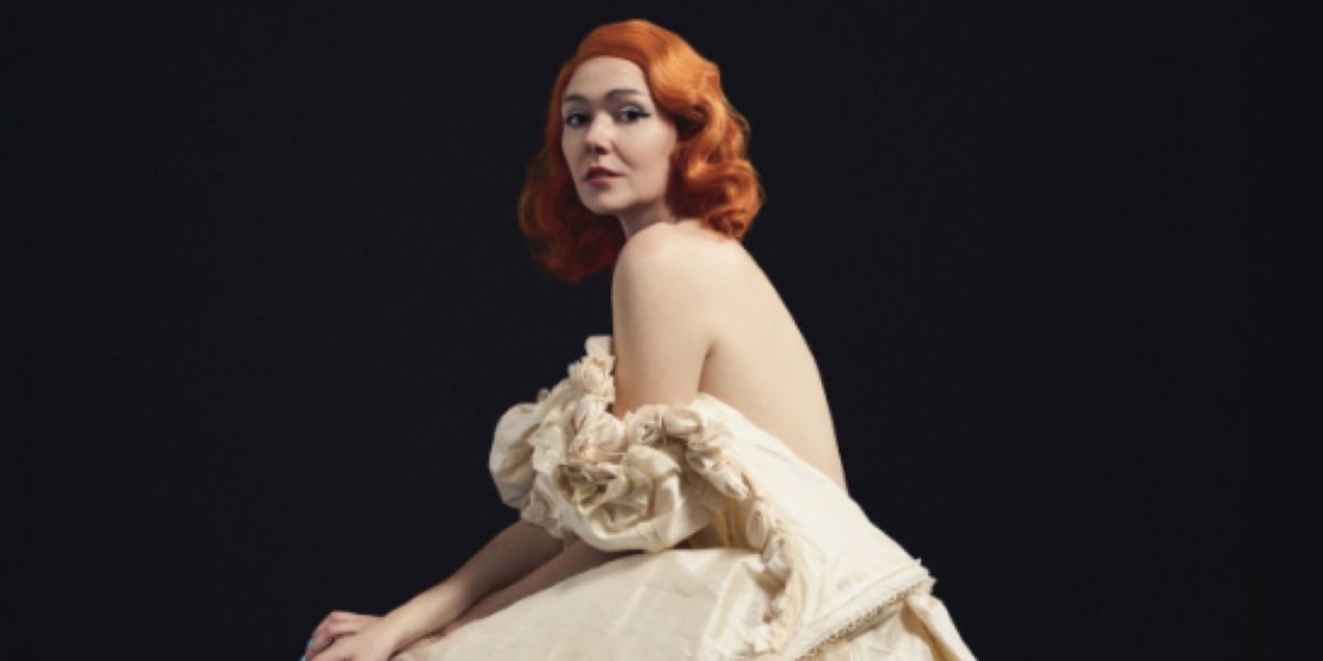 Elf Lyons to Make NY and USA Debut at SoHo Playhouse With THE WOMAN ON THE EDGE