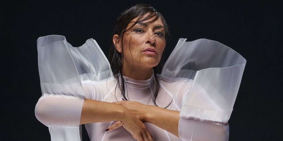 Elisapie Covers Sheryl Crow Classic with 'Quviasukkuvit (If It Makes You Happy)'
