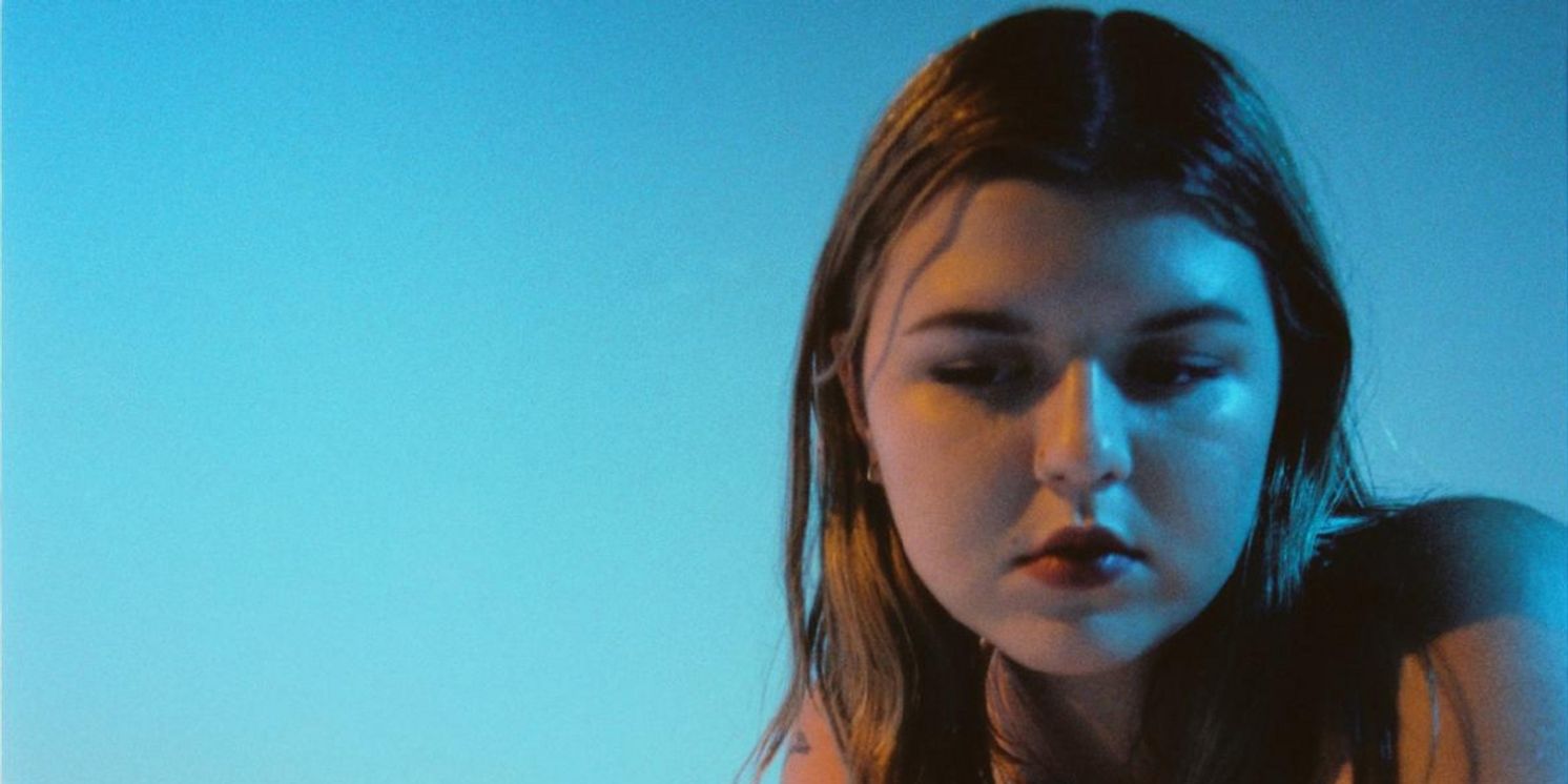 Eliza McLamb Shares New Single '16'  Image