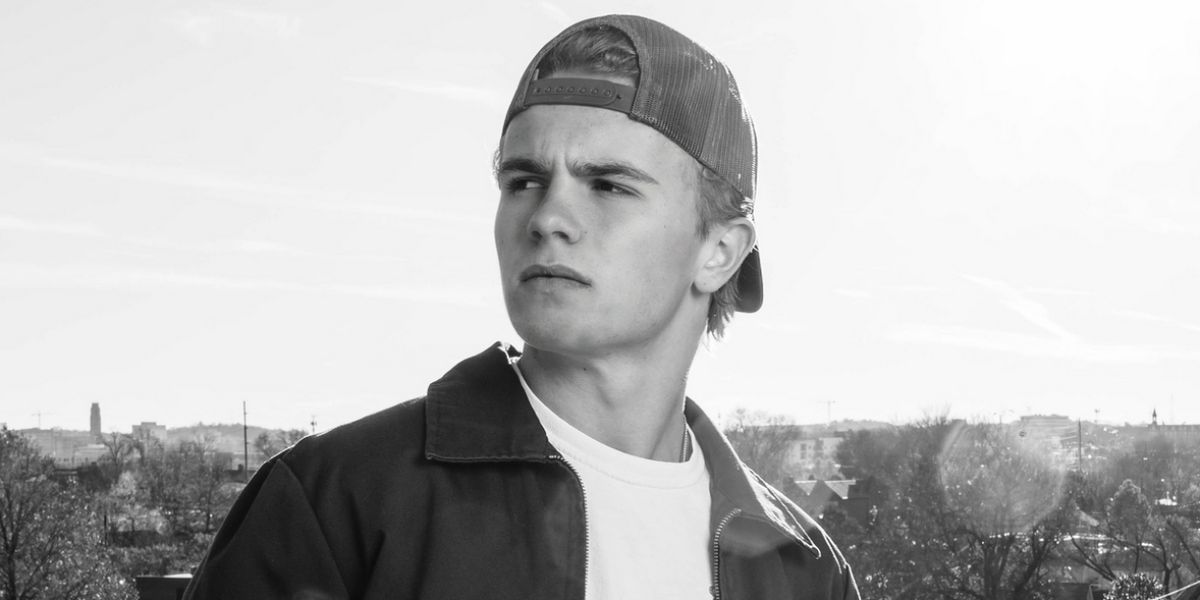 Emerging Country Newcomer Timmy McKeever Releases “Love Songs”