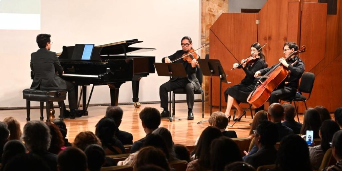 Entrega El INBAL Los Premios A La Excelencia Académica, Al Desempeño Académico En Docencia Y Al Desempeño Académico En Investigación 2024