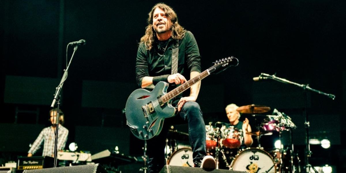 Epiphone Partners With Dave Grohl To Release His Legendary Dave Grohl DG-335