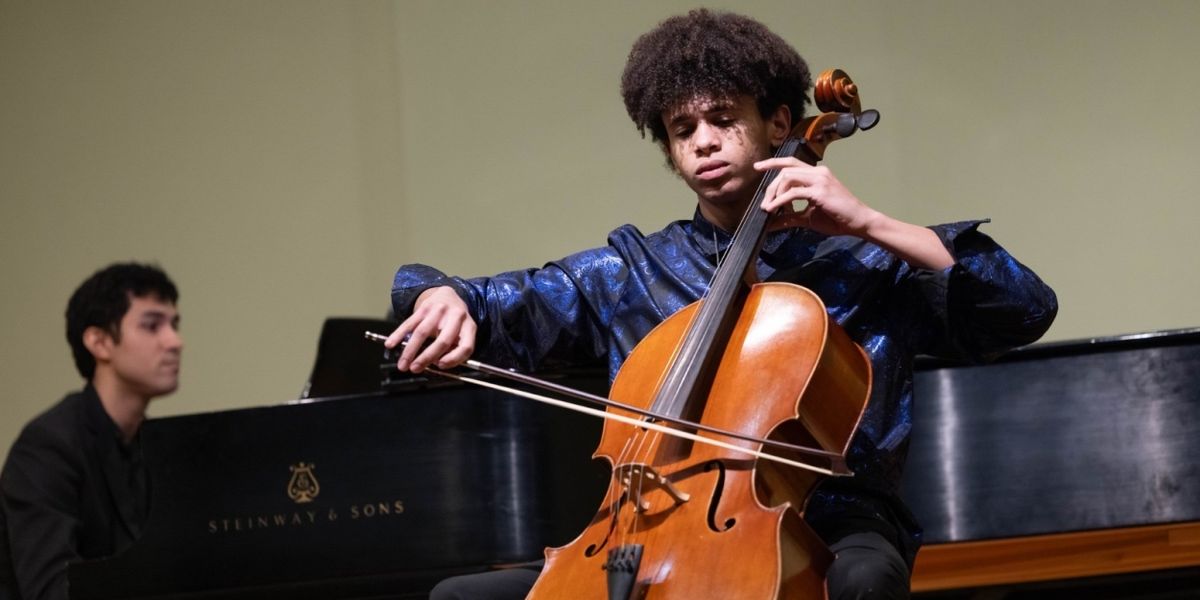 Estudiantes Solistas Dan Concierto Con La Orquesta Sinfónica De La Escuela Superior De Música Y Danza De Monterrey