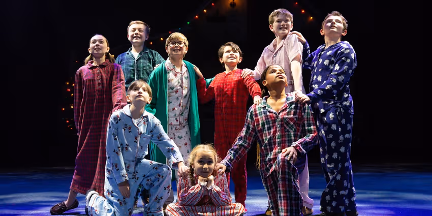 Exclusive Photos: First Look at A CHRISTMAS STORY at Walnut Street Theatre Photo
