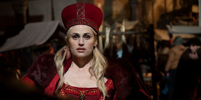 Exclusive: Rebel Wilson Shares Personal Connections to JULIET & ROMEO Role
