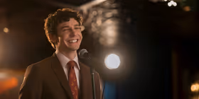 Exclusive: Ben Levi Ross Performs Bobby Darin Song in ELSBETH Season 3 Finale