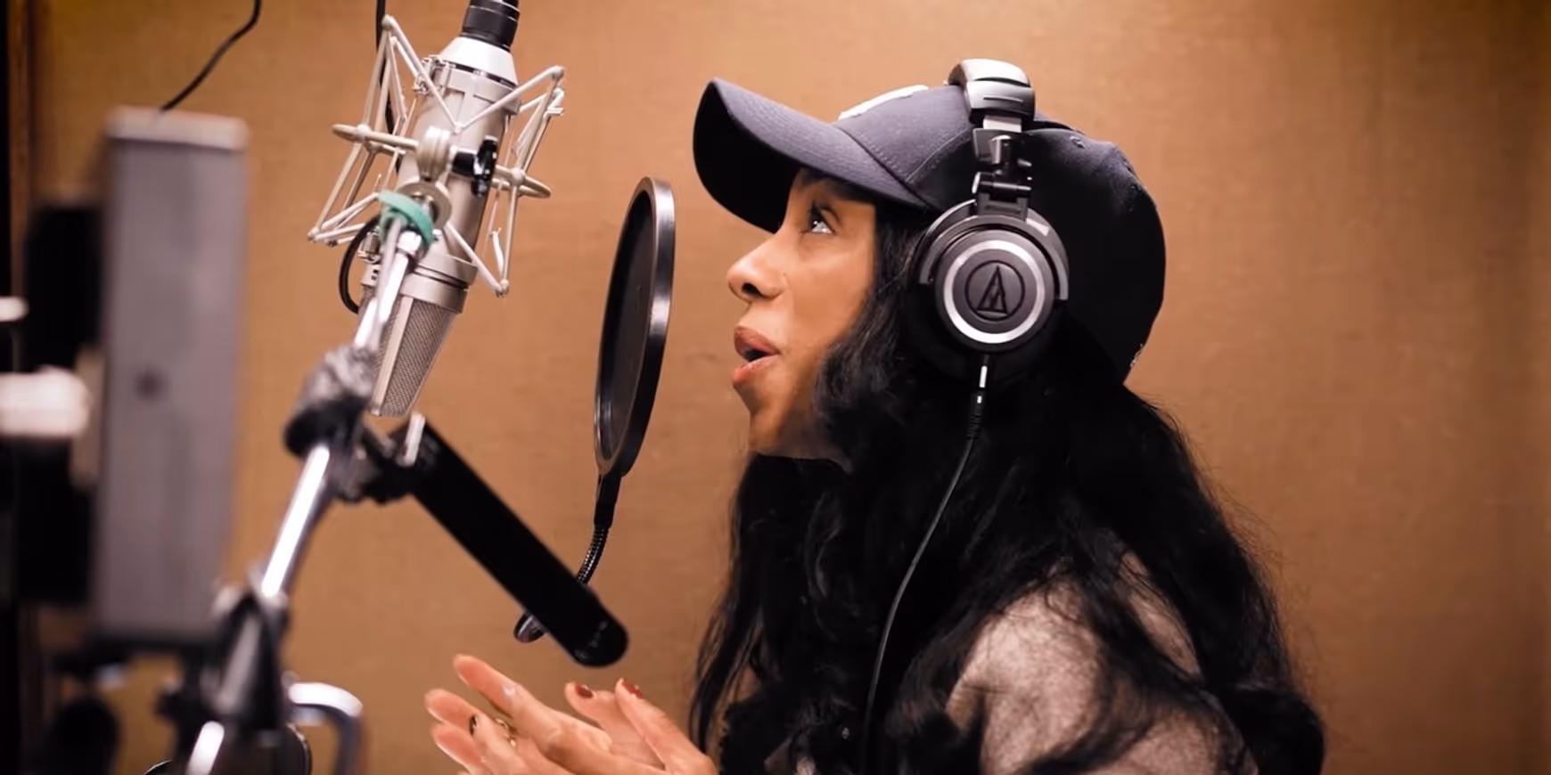 Exclusive: Watch Christiani Pitts Record 'What'll It Be?' for the TWO STRANGERS... Cast Album