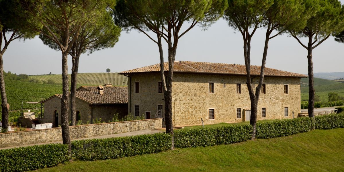 FAMIGLIA CECCHI Produces Top Italian Wines with Passion and Dedication