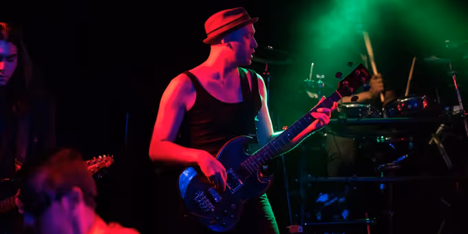 FLANNEL: A 90S ROCK MUSICAL Will Come to Columbus Photos