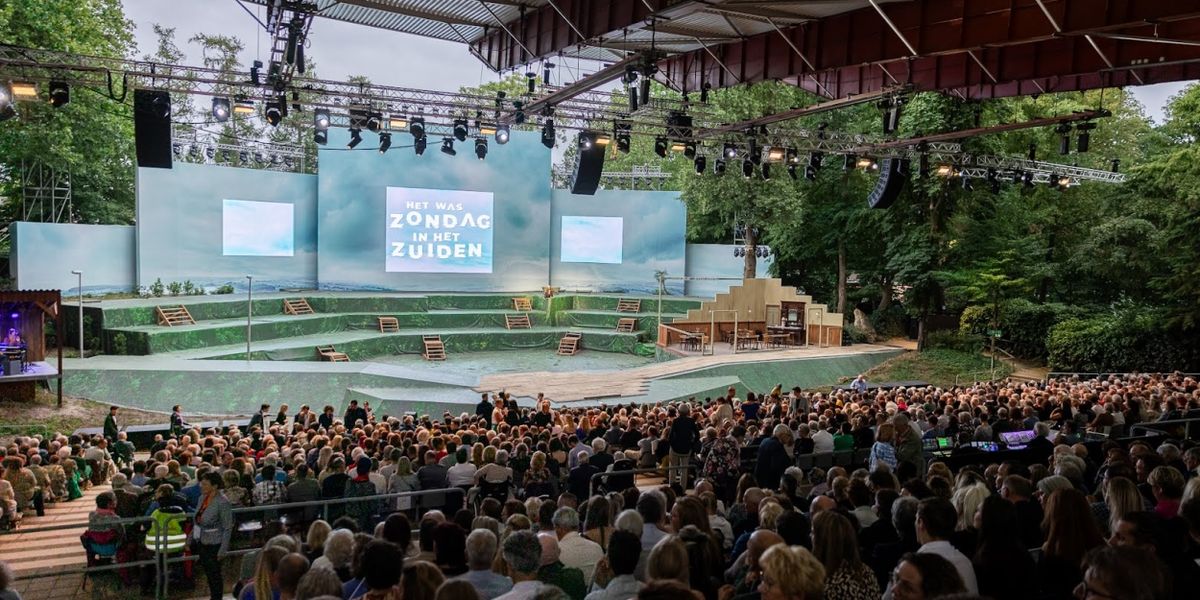 Feature: 52.000 KAARTEN VERKOCHT VOOR HET WAS ZONDAG IN HET ZUIDEN at Openluchttheater De Doolhof Tegelen
