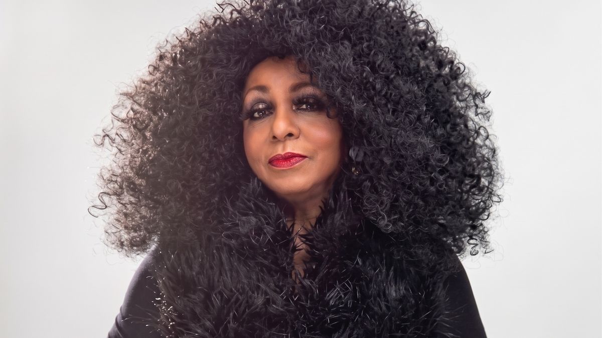 Feature: JUST LEONA - OPERA LEGEND LEONA MITCHELL RELEASES POP ALBUM