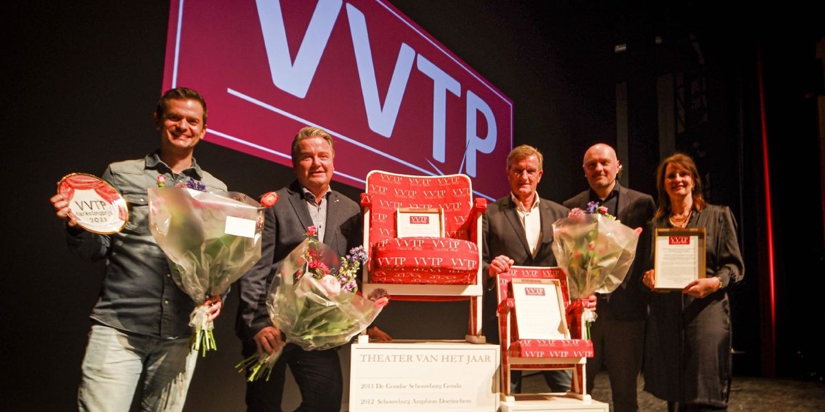 Feature: THEATER DE STOEP UIT SPIJKENISSE EN THEATER DE SPEELDOOS UIT BAARN DOOR UITGEROEPEN TOT THEATER VAN HET JAAR 2023