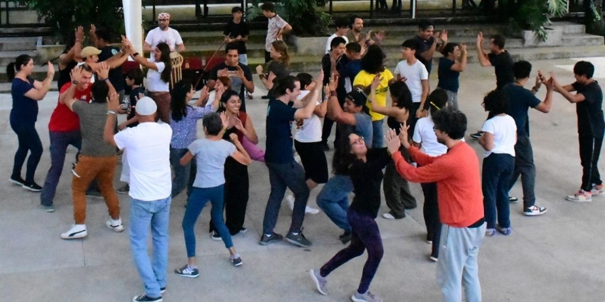 Festival De Capoeira Reúne Baile, Música Y Acrobacias En El Teatro De La Danza Guillermina Bravo