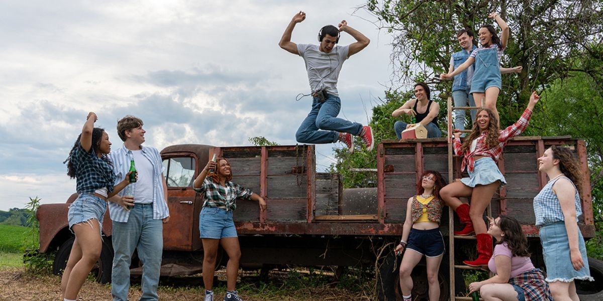 Review: FOOTLOOSE at Cockpit In Court