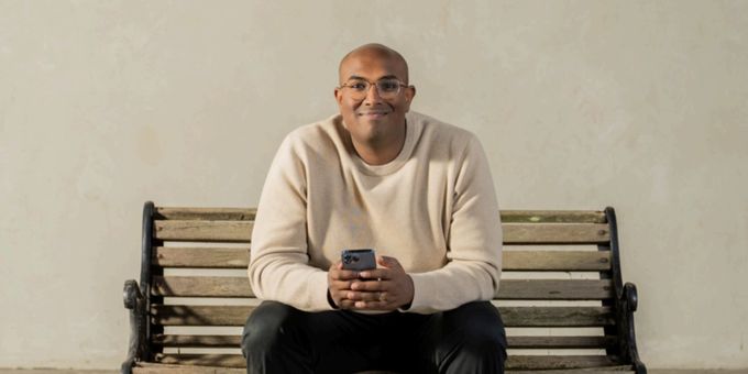 Former Project Writer Launches First National Comedy Tour & Divisive Neighbourho Photos