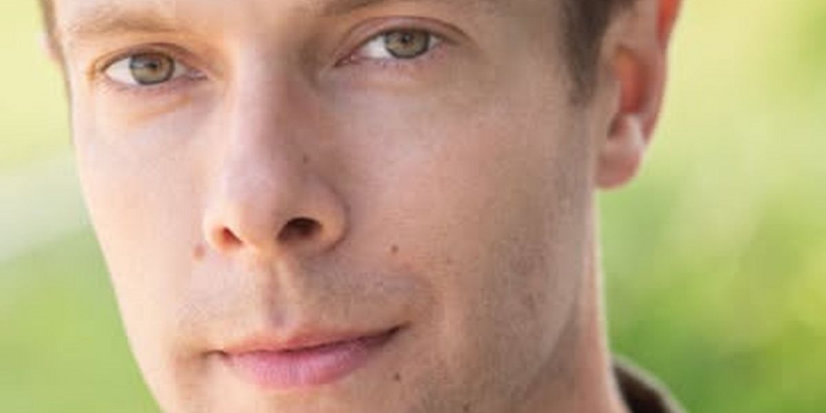 Francis Garner Brings OVER THE HILL: DATING GAY OVER 30 to Pangea