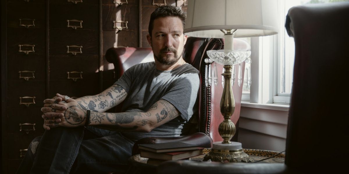 Frank Turner Breaks World Record For Most Shows Performed in Different Cities in 24 Hours