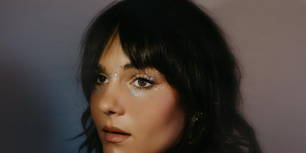 Franni Cash Releases New Single JESUS GIRL From Debut Album HERE I AM