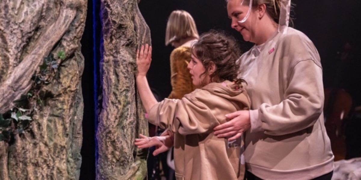 Frozen Light Undertakes 50-Venue Tour of Multi-Sensory Show