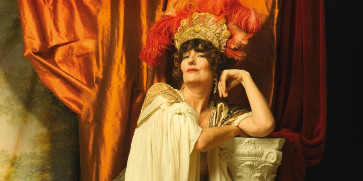 Full Cast Set For PLAYHOUSE CREATURES at the Orange Tree Theatre