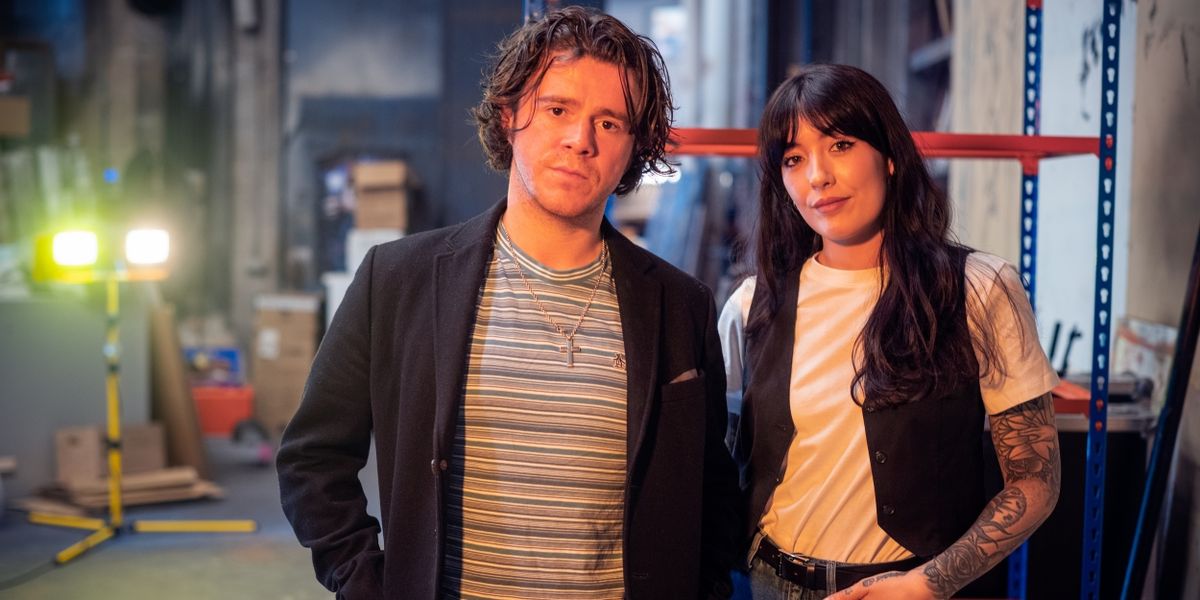 Full Cast Set for NO LOVE SONGS at Goodspeed Musicals